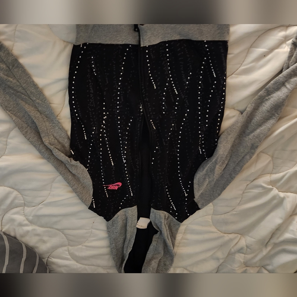 Large kids Nike hoodie